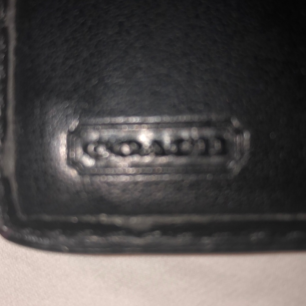 Large Soft Coach Wallet - Picture 4 of 4